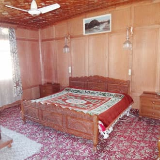 RIE Heritage Group of Houseboats, Srinagar 2